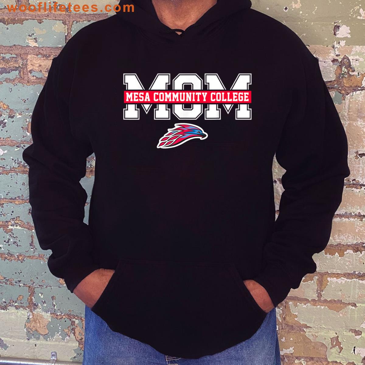 Mesa College Mom Graphic Design T-shirt