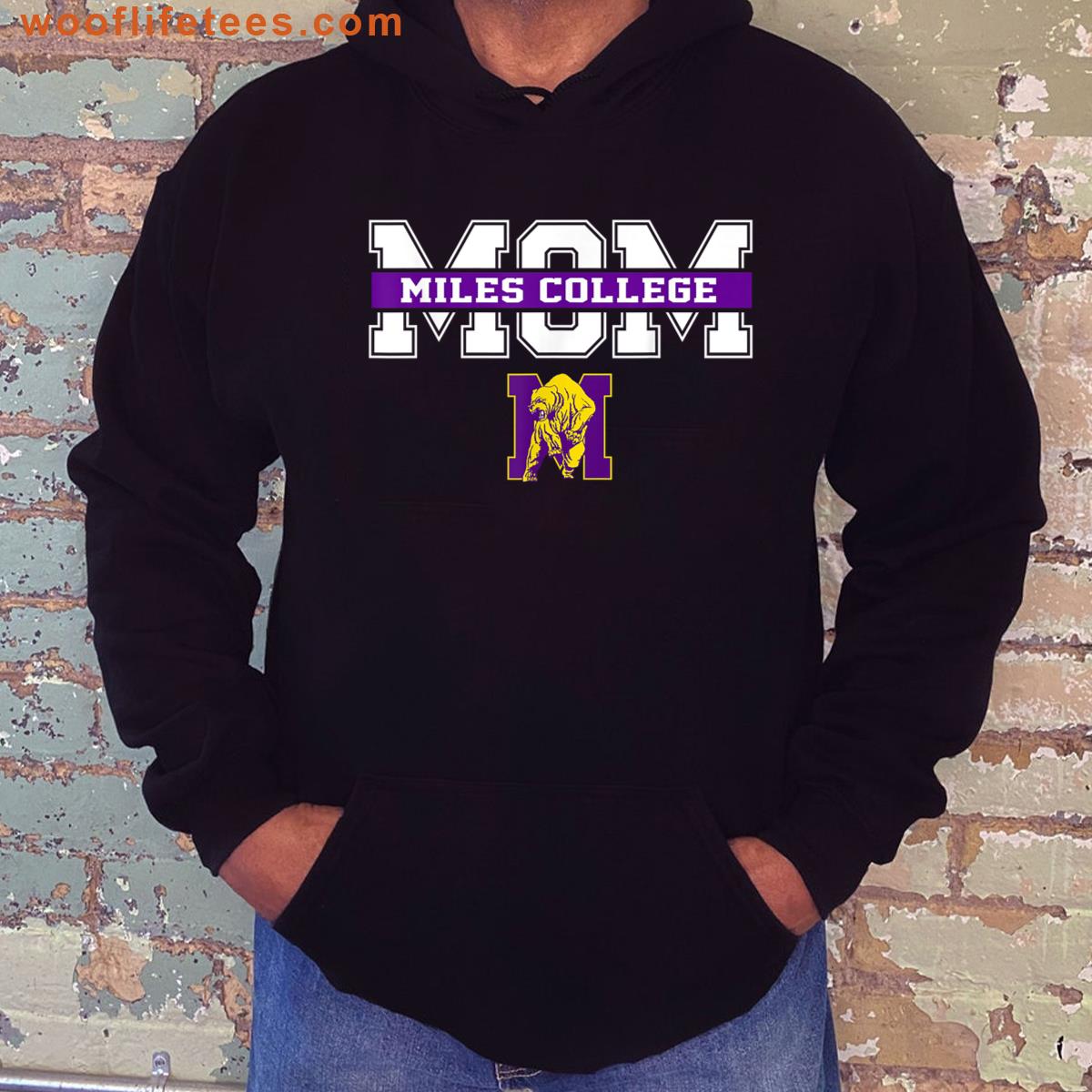 Miles College Mom Graphic T-shirt
