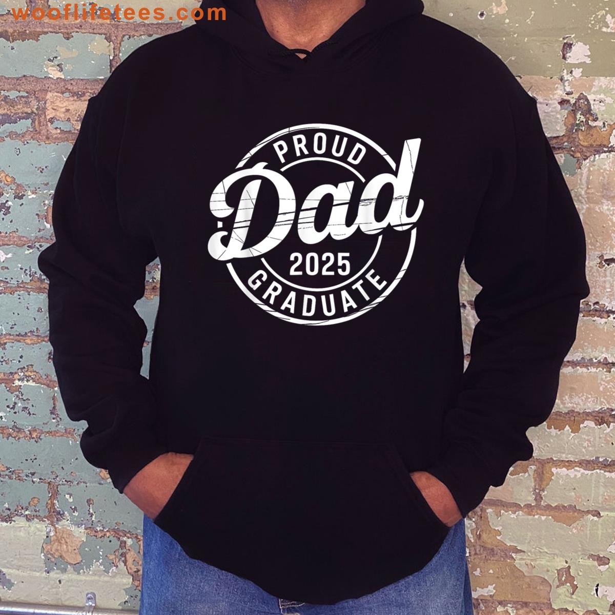 Graduate Dad Proud 2025 T-shirt