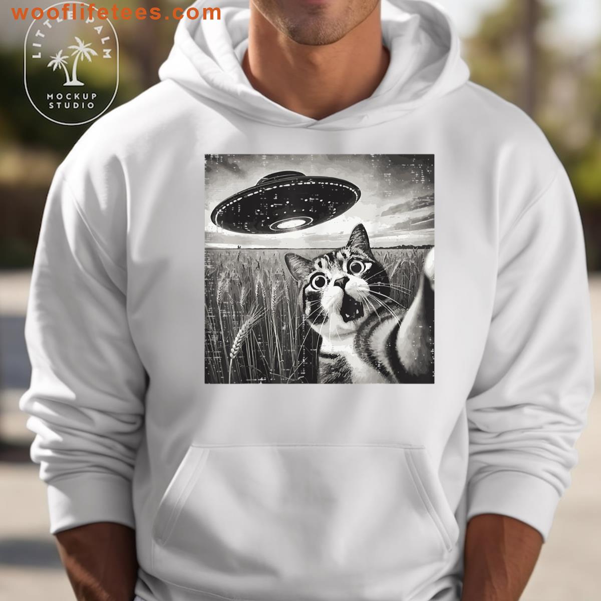 Cat Ufo Alien Selfie Funny Saying Meme Women Girls Kids Men T-shirt